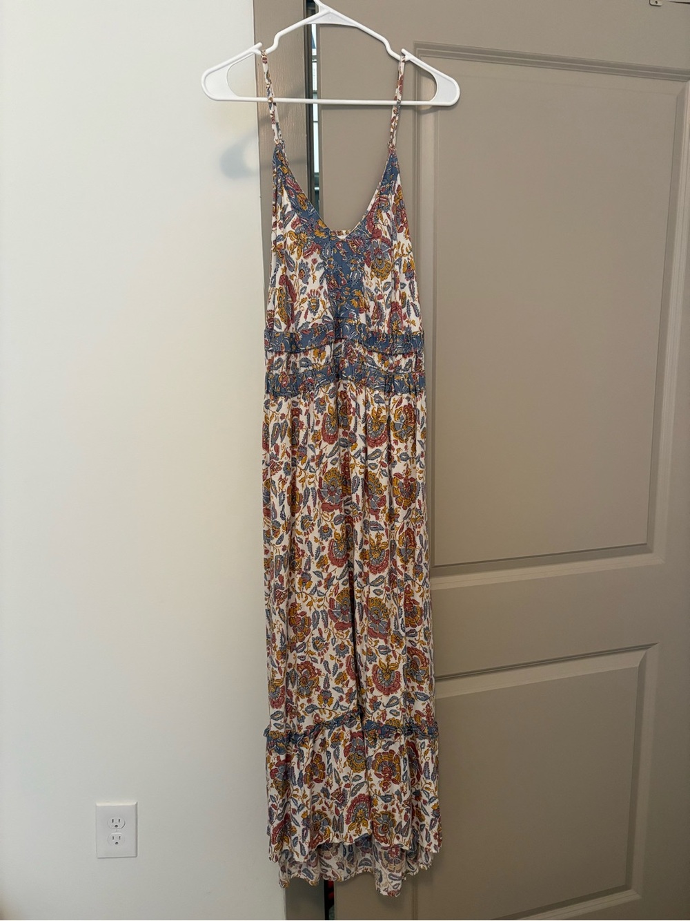 Sleeveless Floral Maxi Dress - Size XL